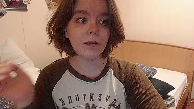 Snapshot of Chmiri_cb chatting on 02-01-26, 02:15 Chmiri cb online show from 02-01-26, 02:15