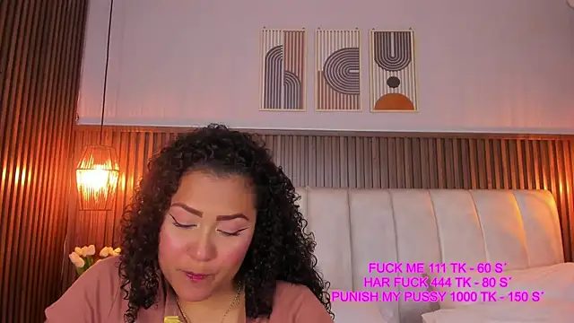 Ashleyy23x online show from 06-17-26, 07:37