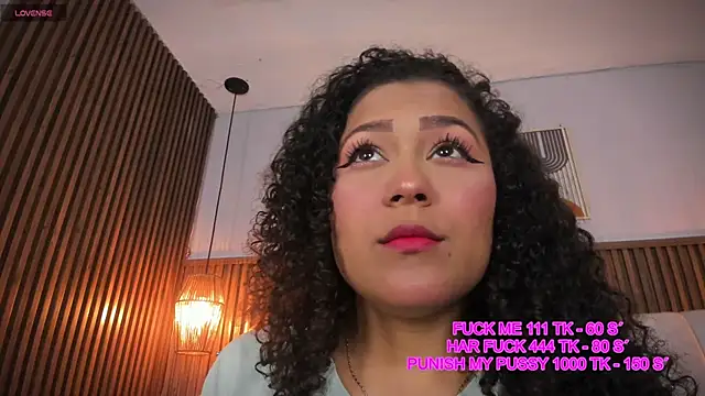 Ashleyy23x online show from 06-19-26, 07:17