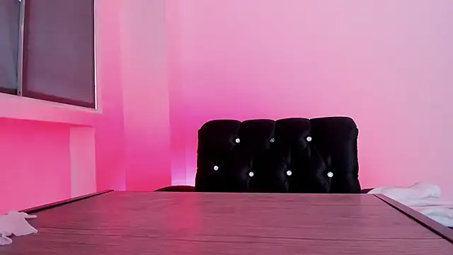 Mialenox online show from 02-22-25, 10:20