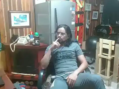 Dr Pocholate84 online show from 01-15-25, 05:19