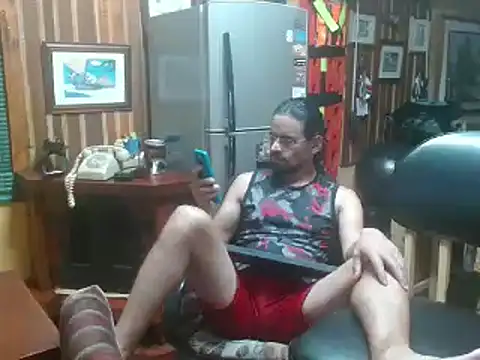 Dr Pocholate84 online show from 01-24-25, 04:37