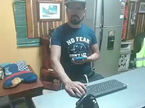 Dr Pocholate84 online show from 01-29-25, 05:56