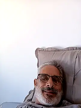 Snapshot of reijulio55 chatting on 03-15-25, 10:24 reijulio55 online show from 03-15-25, 10:24