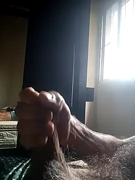 Snapshot of reijulio55 chatting on 03-24-26, 12:32 reijulio55 online show from 03-24-26, 12:32