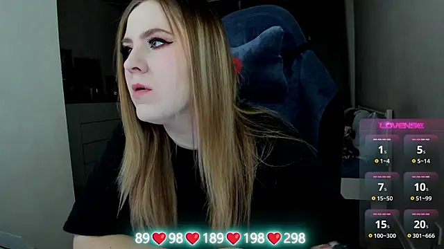 Olivia Munk online show from 02-10-26, 04:49