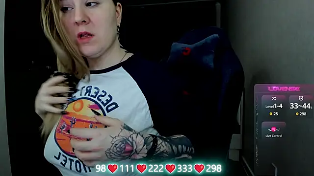 Olivia Munk online show from 02-18-26, 05:58