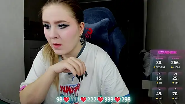 Olivia Munk online show from 02-19-26, 04:41