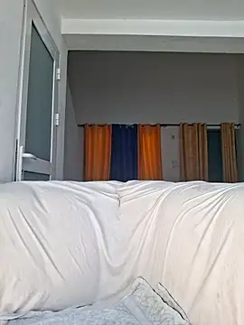 Kamdollie online show from 09-24-25, 06:28