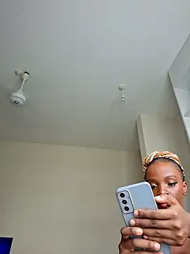 Kamdollie online show from 02-25-26, 06:56