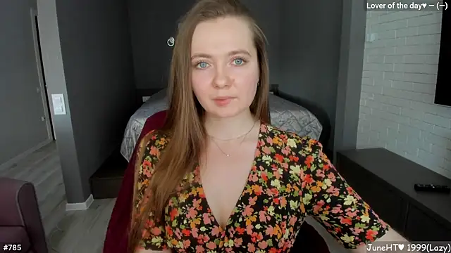LizaGost online show from 06-11-26, 10:13