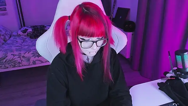 Yumi Youkai online show from 10-16-25, 09:38