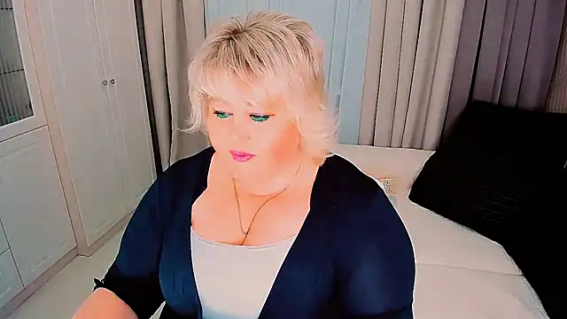 Snapshot of BIGTITSBBW chatting on 01-25-25, 01:52 BIGTITSBBW online show from 01-25-25, 01:52