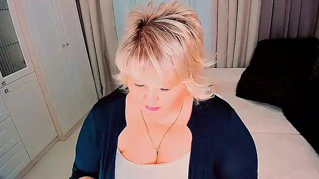 Snapshot of BIGTITSBBW chatting on 01-26-25, 01:58 BIGTITSBBW online show from 01-26-25, 01:58