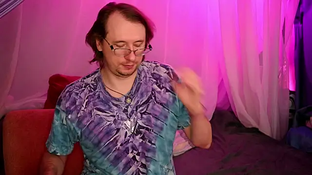 Snapshot of Claudia_and_elon_ chatting on 10-01-25, 02:39 Claudia and elon online show from 10-01-25, 02:39