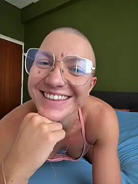 Snapshot of PaulinaSchubert1 chatting on 07-21-26, 12:51 PaulinaSchubert1 online show from 07-21-26, 12:51