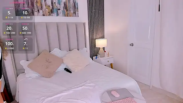 Snapshot of NOVACY-SANTOS chatting on 10-12-25, 04:17 NOVACY-SANTOS online show from 10-12-25, 04:17