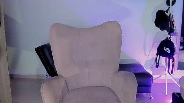 selene king2 online show from 10-04-25, 01:09