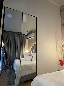 AnnaCastillo  online show from 10-08-25, 08:06