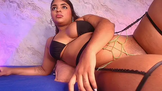 jones maddy  online show from 11-01-25, 11:56