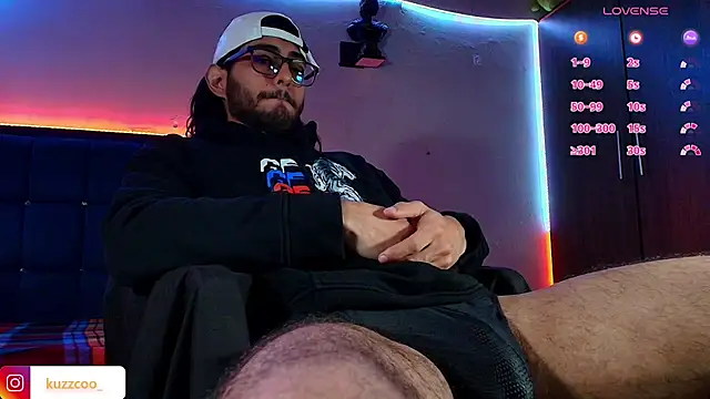 kuzzcoo online show from 02-06-26, 01:47