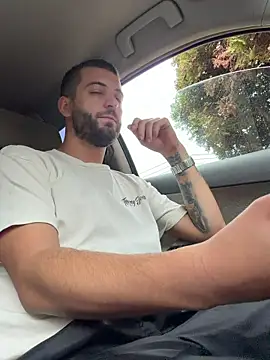 ElChapoGuzman95 online show from 11-04-25, 06:12