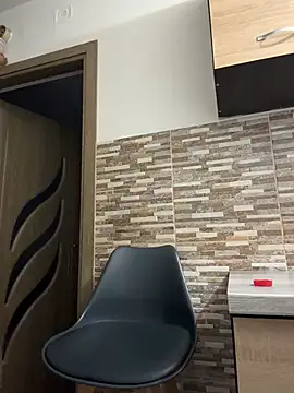 Snapshot of ElChapoGuzman95 chatting on 02-26-26, 06:29 ElChapoGuzman95 online show from 02-26-26, 06:29