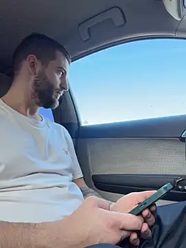 Snapshot of ElChapoGuzman95 chatting on 02-28-26, 02:40 ElChapoGuzman95 online show from 02-28-26, 02:40