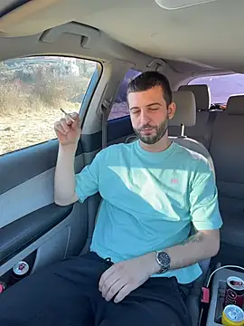 Snapshot of ElChapoGuzman95 chatting on 03-09-26, 07:01 ElChapoGuzman95 online show from 03-09-26, 07:01