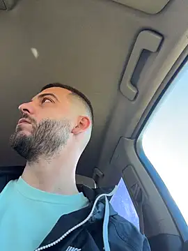 Snapshot of ElChapoGuzman95 chatting on 03-11-26, 07:36 ElChapoGuzman95 online show from 03-11-26, 07:36