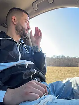 Snapshot of ElChapoGuzman95 chatting on 03-13-26, 08:10 ElChapoGuzman95 online show from 03-13-26, 08:10