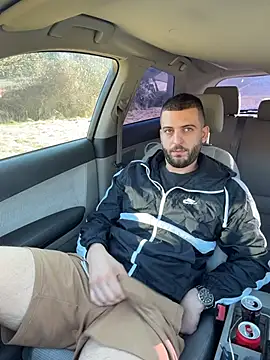 Snapshot of ElChapoGuzman95 chatting on 03-15-26, 07:03 ElChapoGuzman95 online show from 03-15-26, 07:03