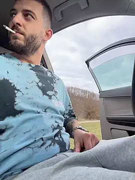 Snapshot of ElChapoGuzman95 chatting on 03-21-26, 01:16 ElChapoGuzman95 online show from 03-21-26, 01:16