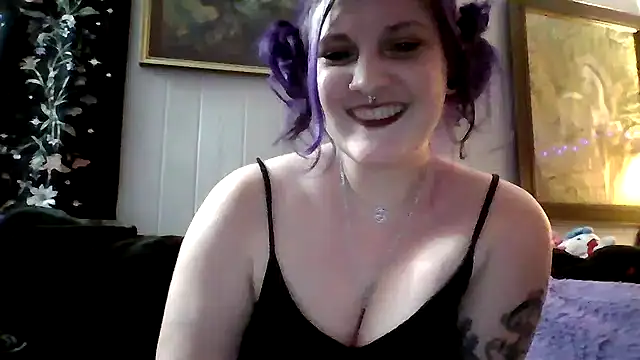 LunaLilith online show from 01-29-25, 06:54