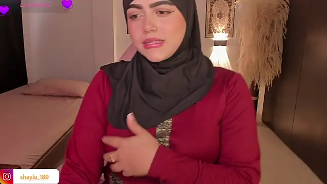 shayla 18 online show from 11-11-25, 09:15