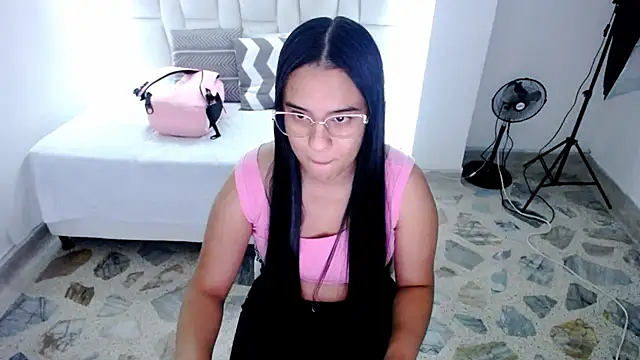 tiffany  pink online show from 03-19-25, 07:17