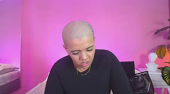 Snapshot of WildyTemping chatting on 01-25-25, 07:18 WildyTemping online show from 01-25-25, 07:18