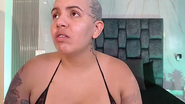 Snapshot of WildyTemping chatting on 09-11-25, 08:09 WildyTemping online show from 09-11-25, 08:09