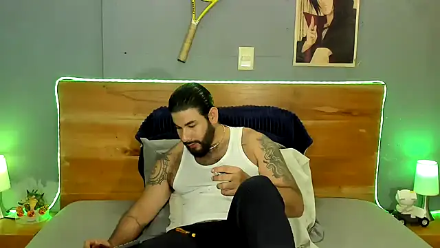 Snapshot of Prometeo-grizzly chatting on 04-16-26, 04:24 Prometeo-grizzly online show from 04-16-26, 04:24