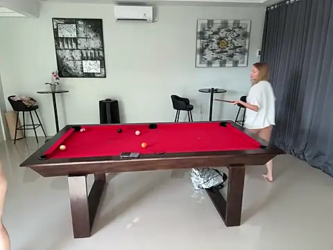 Nura n Sarah online show from 12-20-24, 08:17