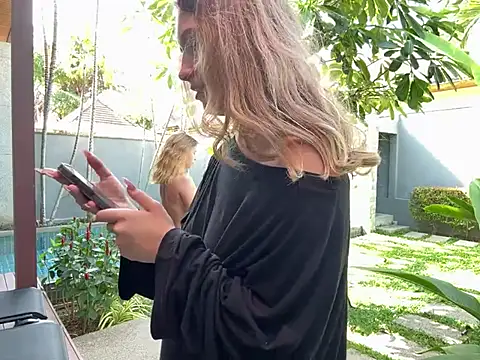 Nura n Sarah online show from 02-26-25, 08:37