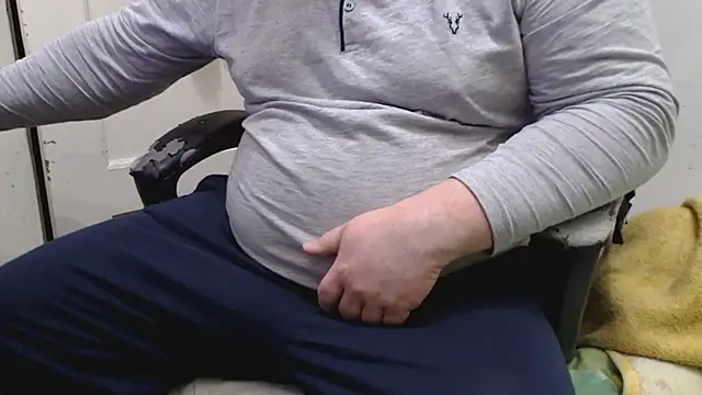 Snapshot of tipko123 chatting on 01-12-25, 06:59 tipko123 online show from 01-12-25, 06:59