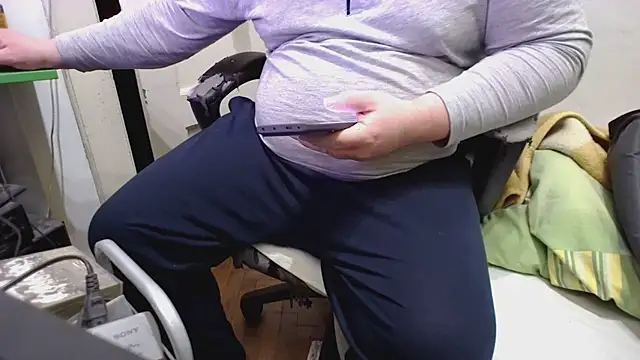 Snapshot of tipko123 chatting on 01-21-25, 07:06 tipko123 online show from 01-21-25, 07:06