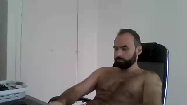 joaodias 97 online show from 09-17-25, 01:35