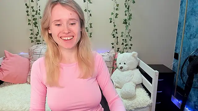 Snapshot of _adel_brooks_ chatting on 03-10-25, 09:51 adel brooks online show from 03-10-25, 09:51