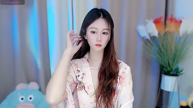 Aimee-520 online show from 12-18-24, 06:43