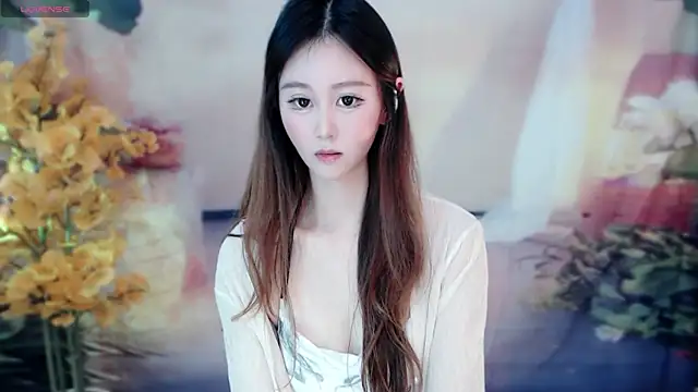 Aimee-520 online show from 12-23-24, 07:28