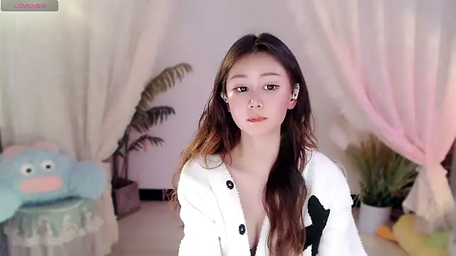 Aimee-520 online show from 12-22-25, 06:32