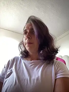 Snapshot of Alicia_Ruiz chatting on 06-18-26, 08:02 Alicia Ruiz online show from 06-18-26, 08:02