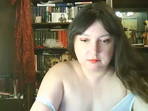 CarrieQPeach online show from 10-11-25, 07:12